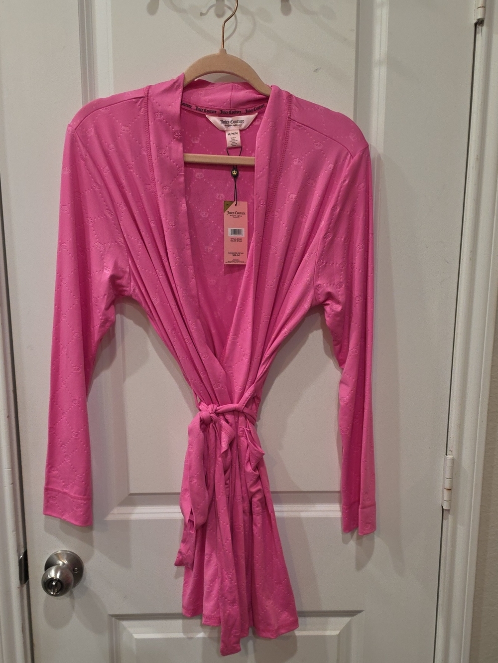 Juicy Couture 3-PC Born To Be Glamorous Robe, Cami ,& Short PJ Set - Picture 10 of 11